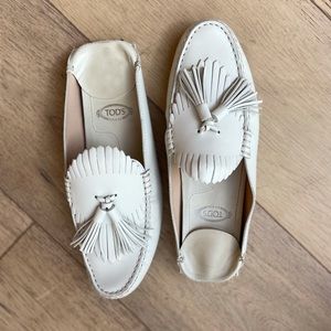 Tod’s white loafer mules